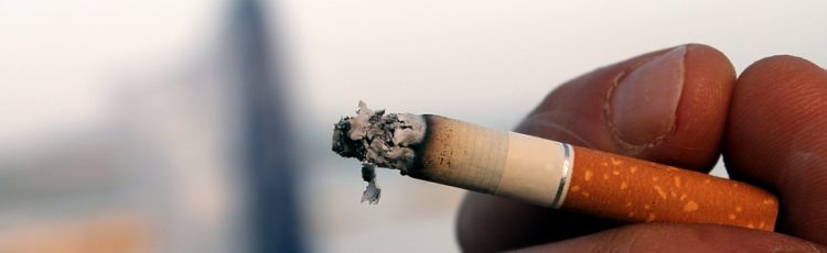 Dia Nacional do Combate ao Fumo: como o cigarro pode prejudicar a audição
